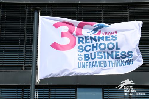Rennes_SB_Campus_Rennes_drapeau_30_ans 